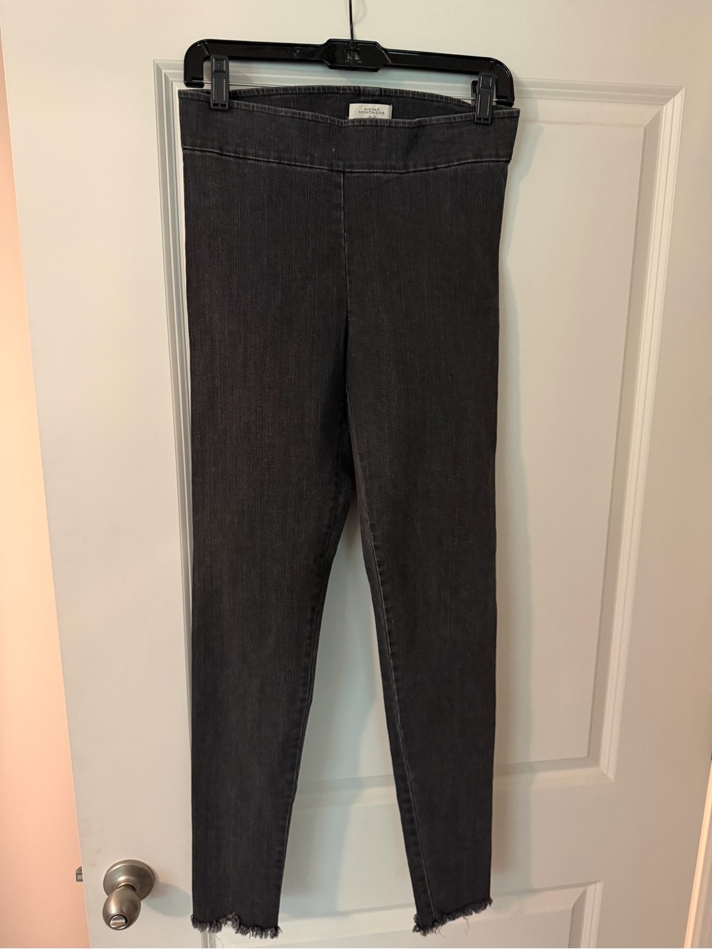 High-Rise Black Skinny Jeans